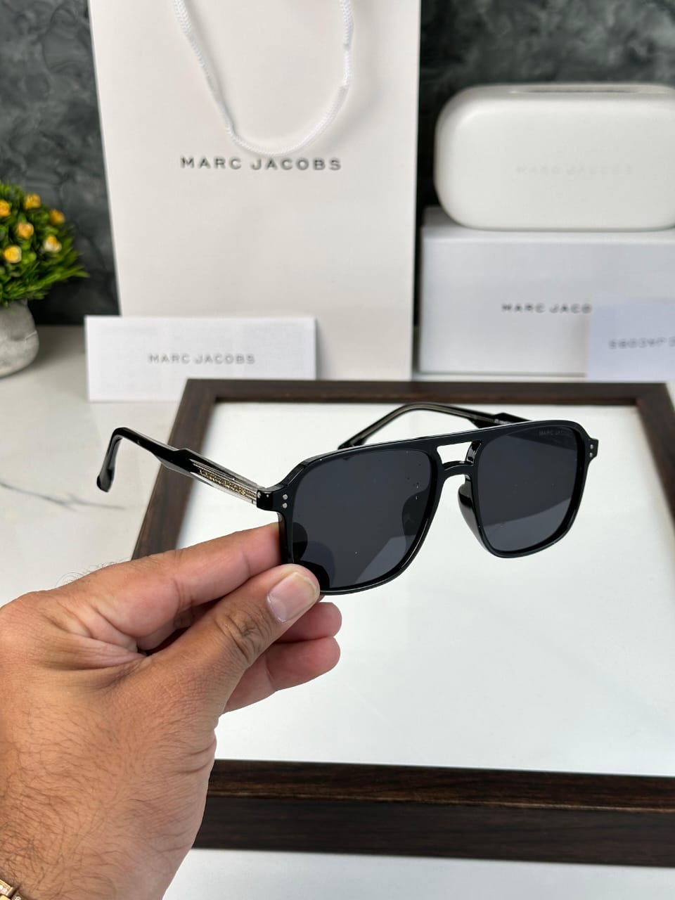 Marc Jacobs Designer Aviator Sunglasses | Gloss Black