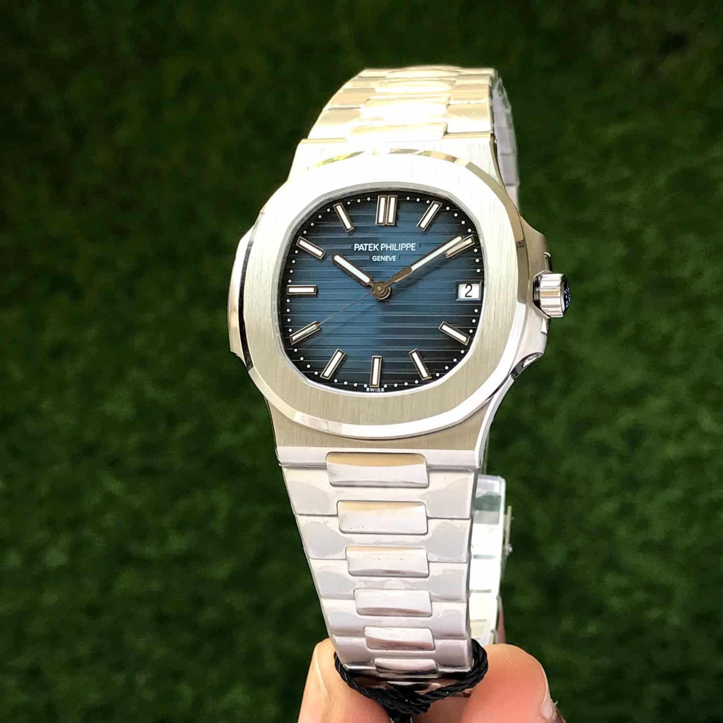 Patek Philippe Nautilus 5711/1A – Blue Dial Stainless Steel Edition