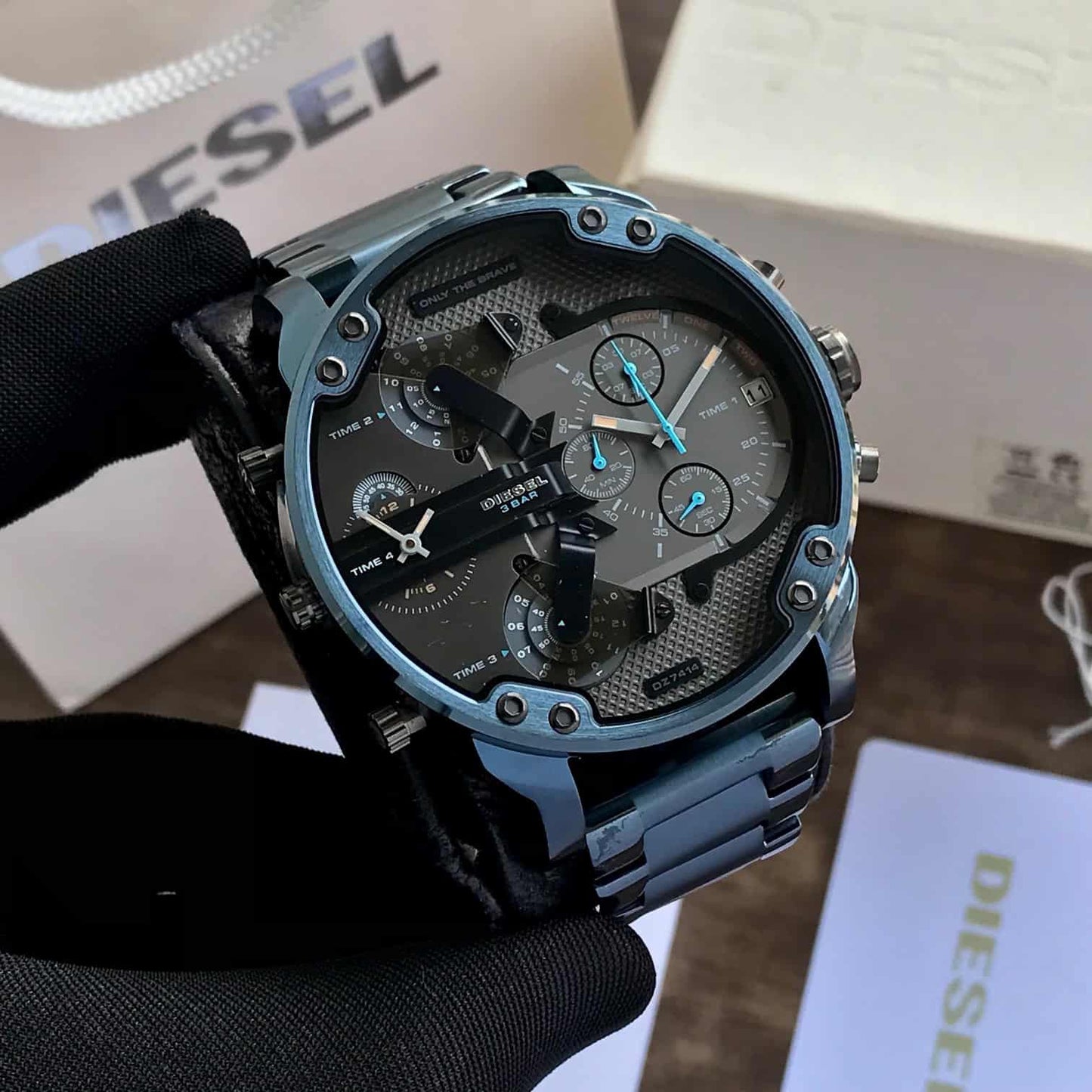 Diesel Mr. Daddy 2.0 BlueTitan – Quad Time Zone Chrono Edition