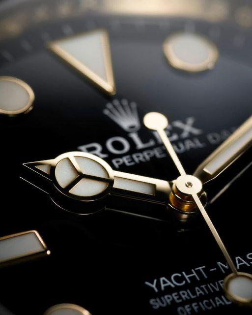 Rolex Submariner Oyster Perpetual Date – Black & Rose Gold Edition