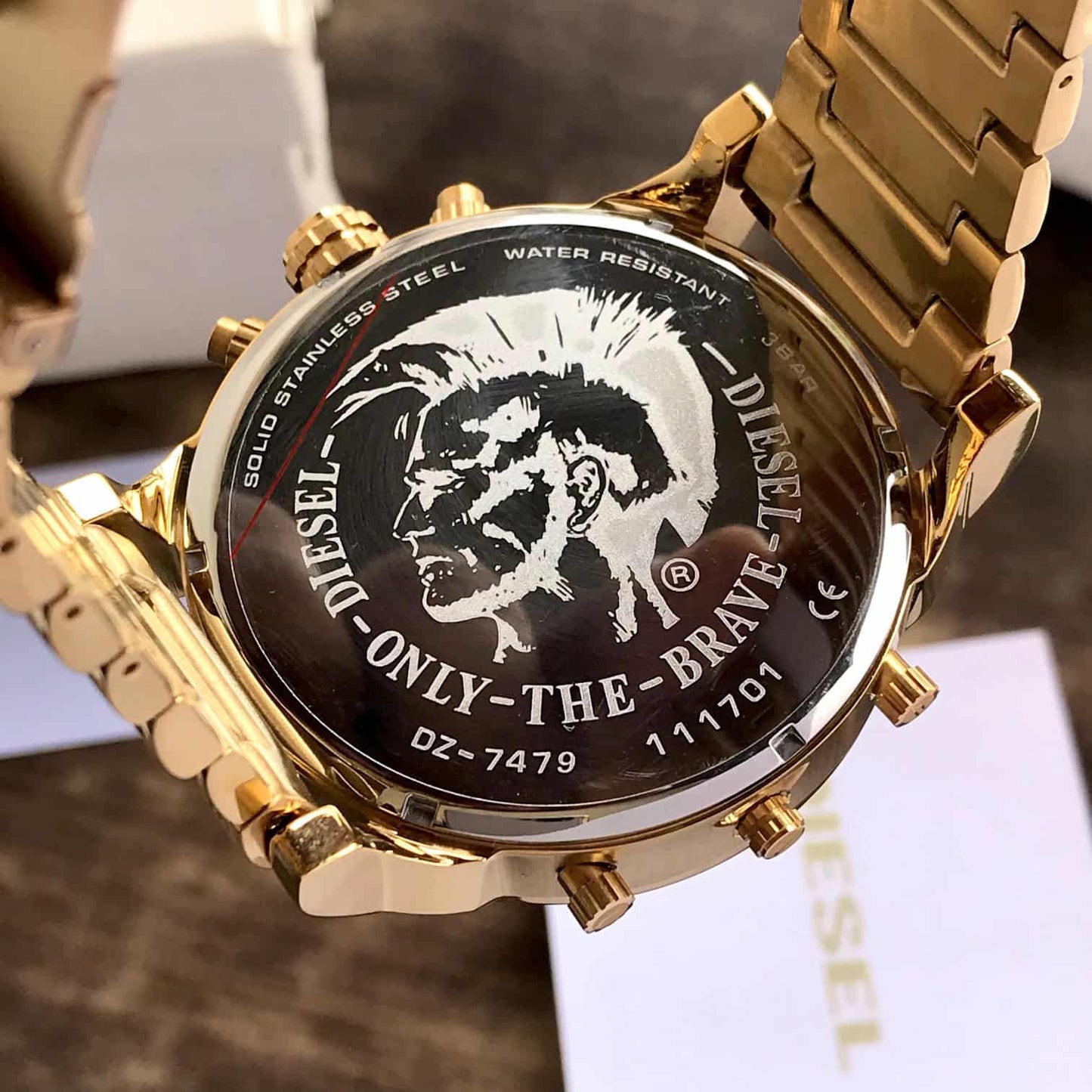 Diesel Mr. Daddy 2.0 GoldForge – Multi-Time Zone Chrono Edition