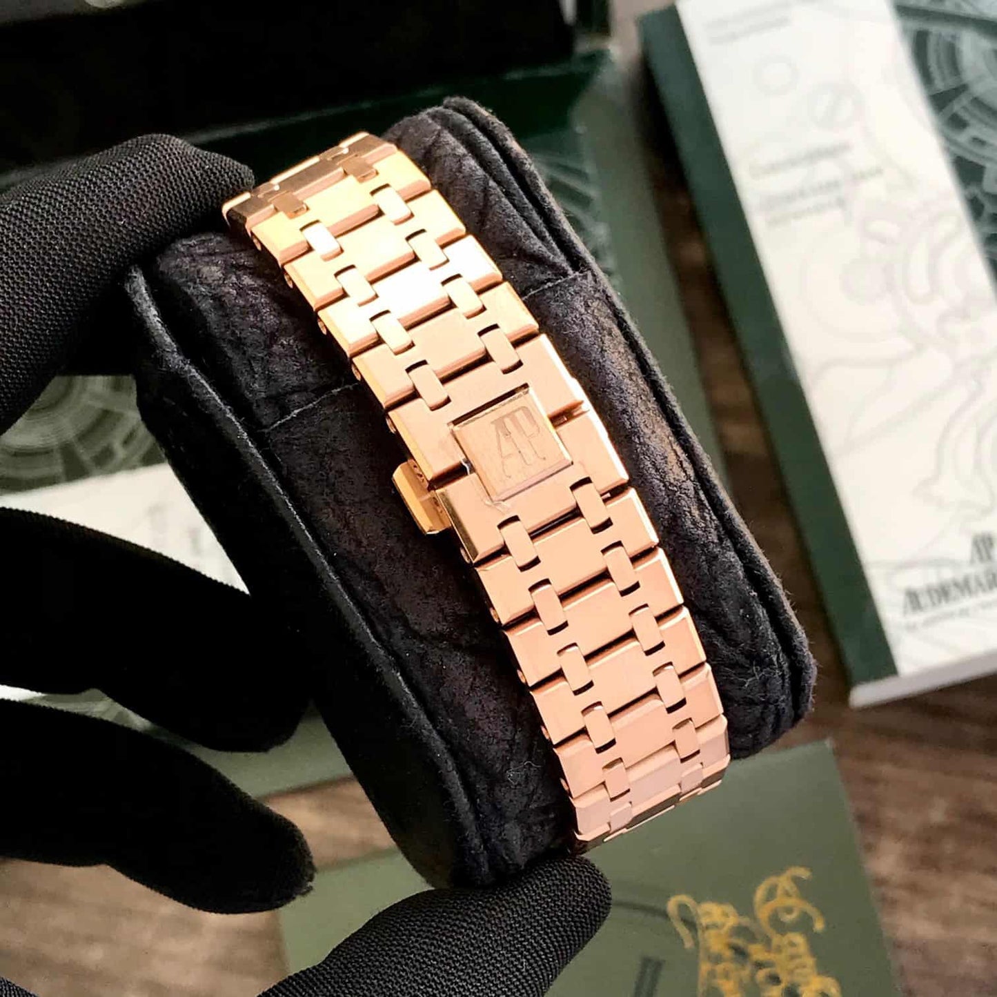 Audemars Piguet Royal Oak Chronograph – Rose Gold Green Dial Edition