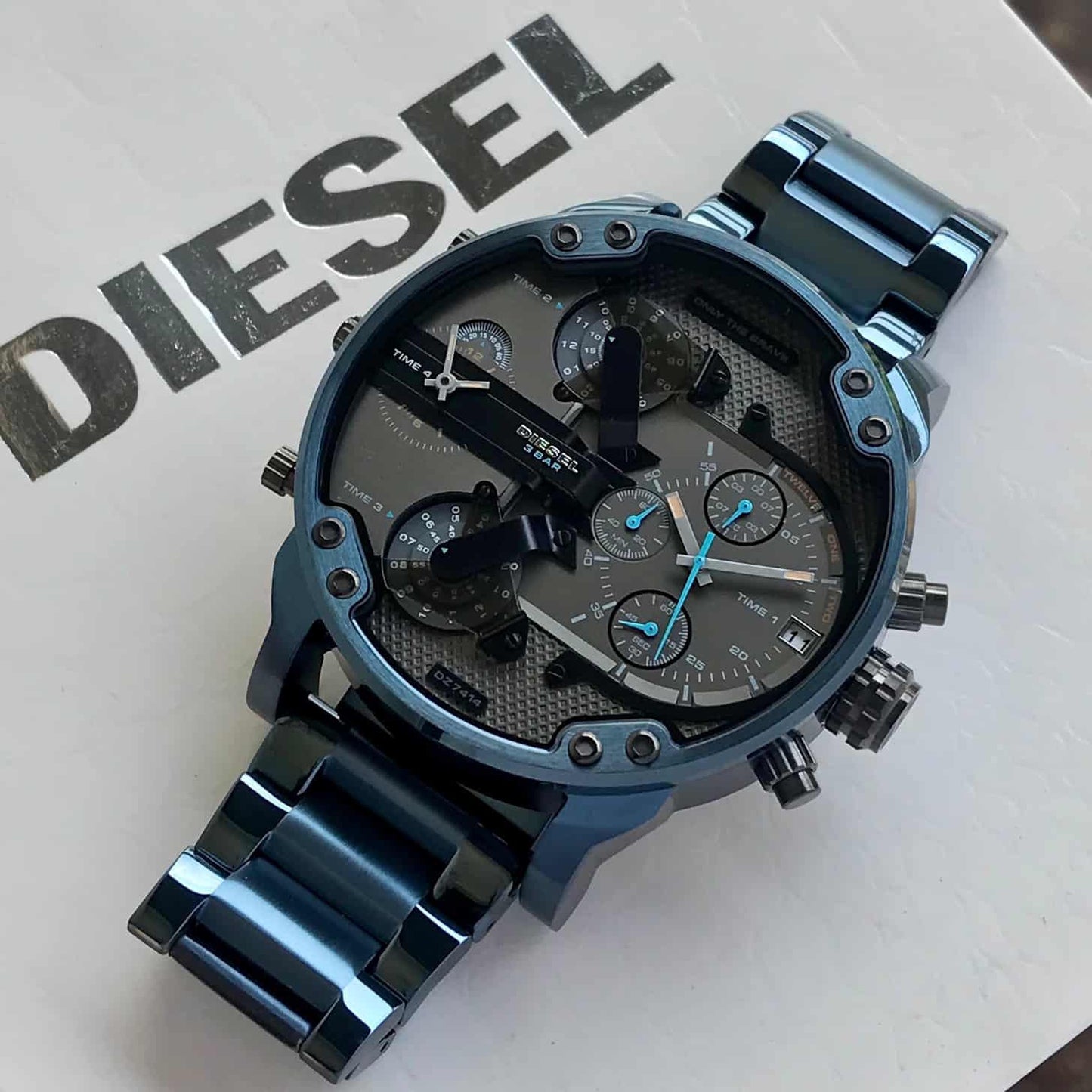 Diesel Mr. Daddy 2.0 BlueTitan – Quad Time Zone Chrono Edition