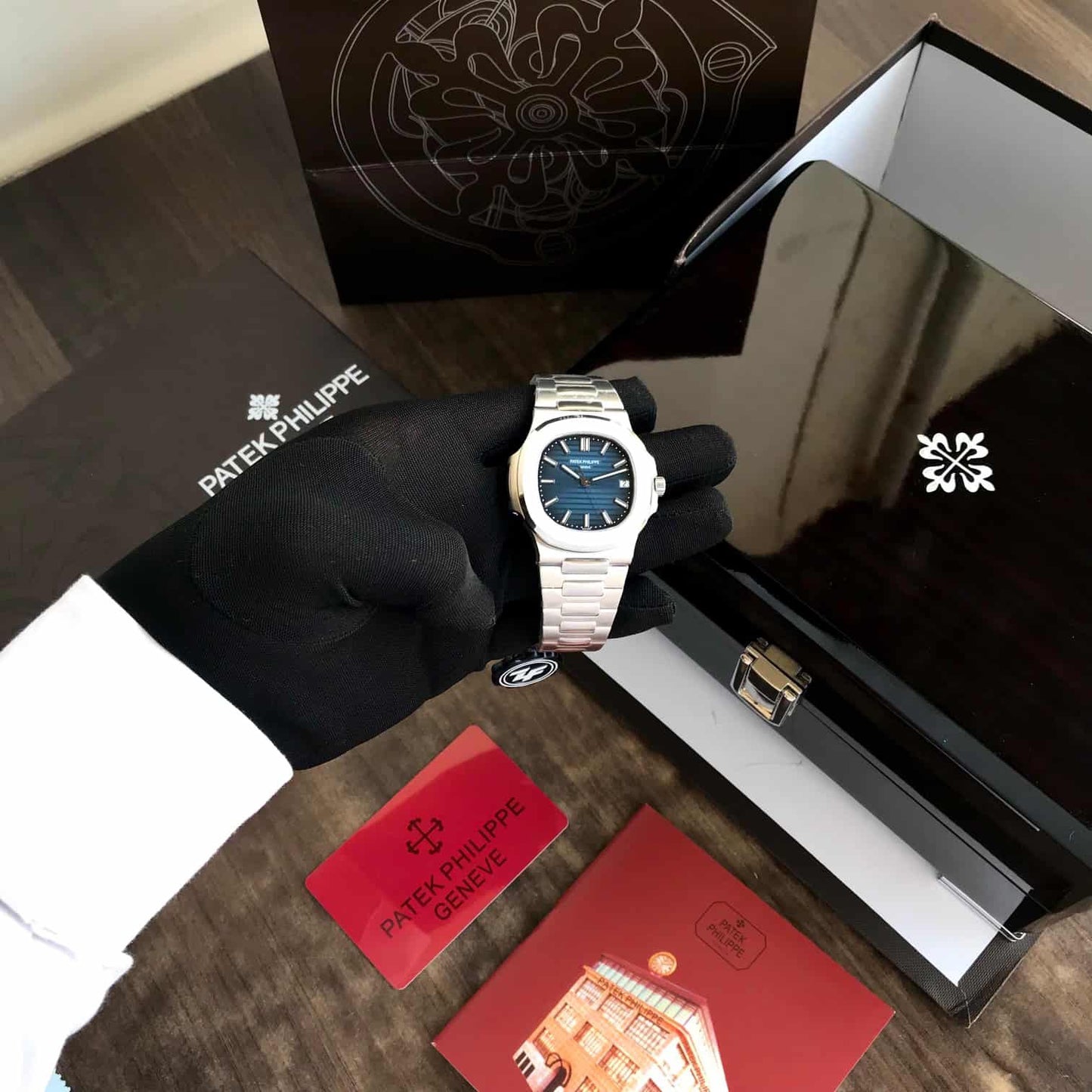 Patek Philippe Nautilus 5711/1A – Blue Dial Stainless Steel Edition