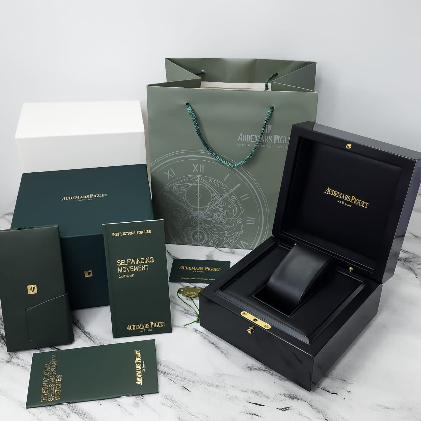 Audemars Piguet Royal Oak Chronograph – Rose Gold Green Dial Edition