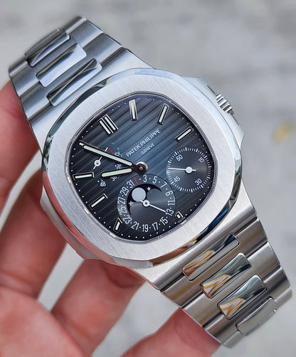 Patek Philippe Nautilus Lunarsteel – Complication Edition